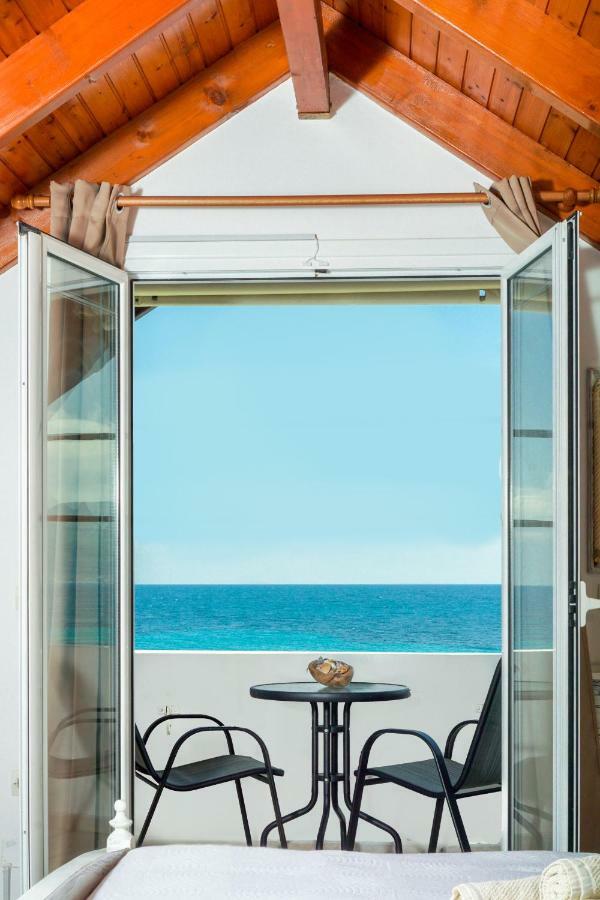 Elena's Seafront Deluxe * Akrotiri (Zakynthos)